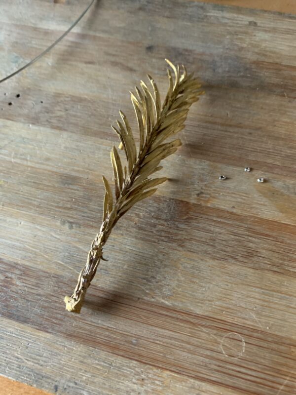 leaf_brass_brooch